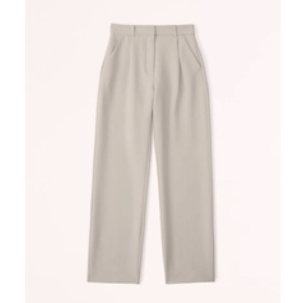 Abercrombie & Fitch Tailored Straight Pant in Light Taupe